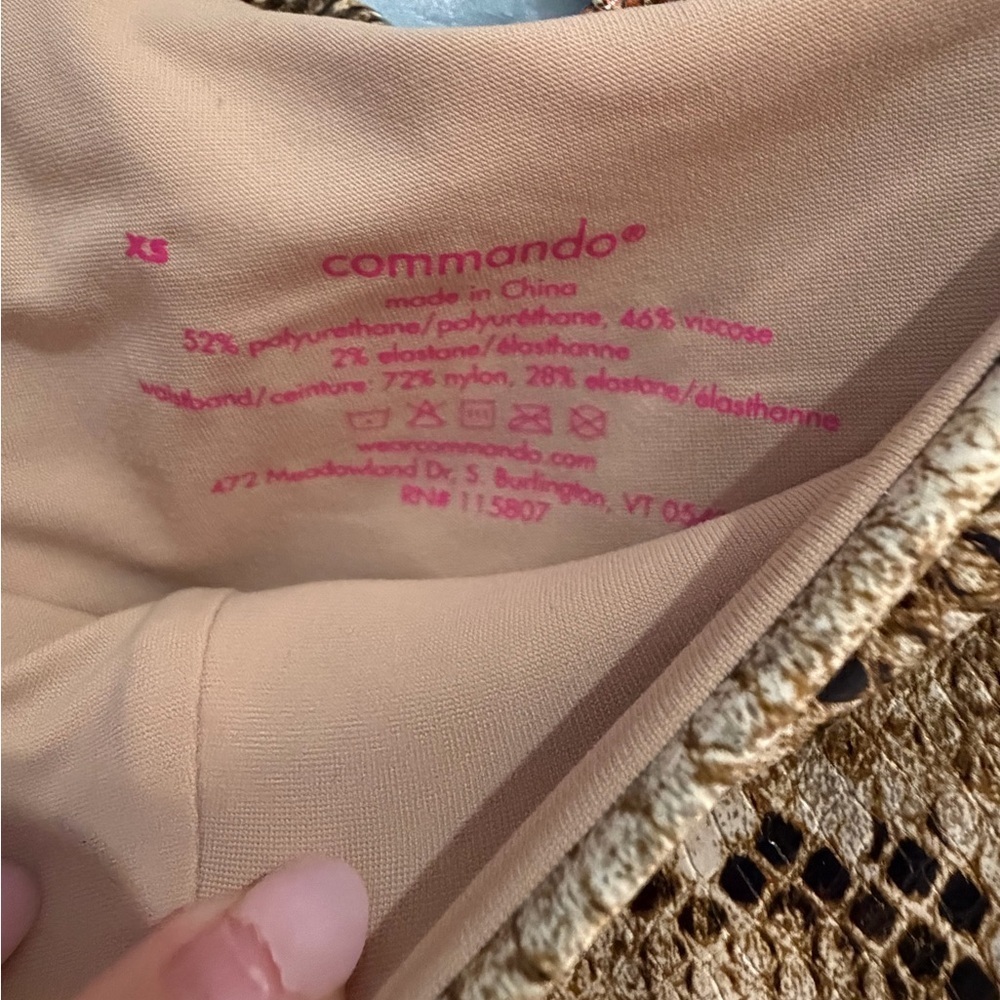Commando Faux Leather Control Smoothing Legging In Cocoa Python XS - Picture 14 of 15